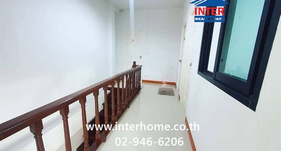For sale 3 bedrooms townhouse in Min Buri, Bangkok