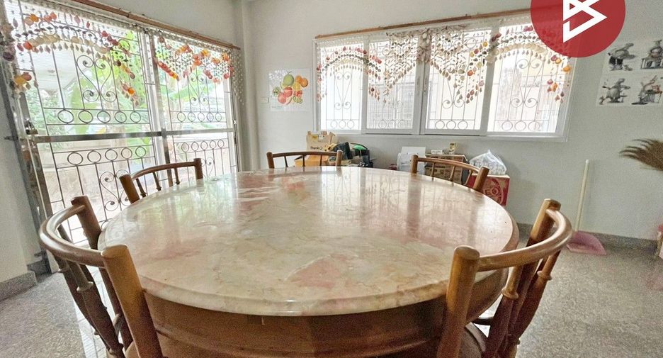 Haus zum Kauf mit 3 Zimmer in Mueang Chon Buri, Chonburi