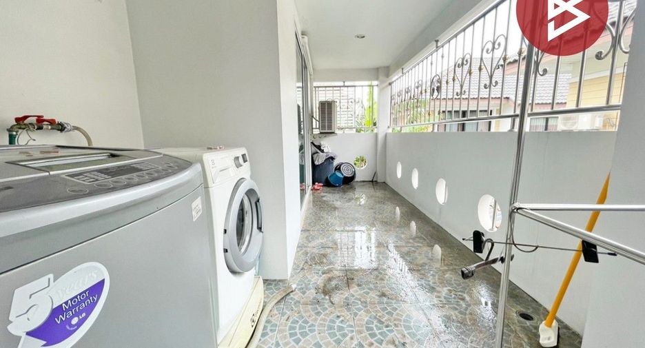 Haus zum Kauf mit 3 Zimmer in Mueang Chon Buri, Chonburi
