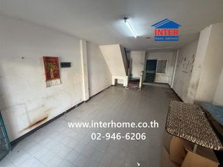 Reihenhaus zum Kauf mit 2 Zimmer in Khlong Sam Wa, Bangkok