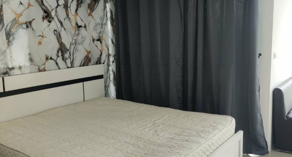 For sale 1 bed condo in Si Racha, Chonburi