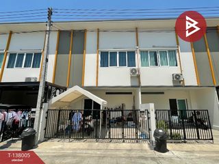 For sale 3 bedrooms townhouse in Sam Phran, Nakhon Pathom