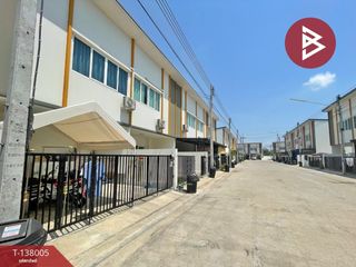 For sale 3 bedrooms townhouse in Sam Phran, Nakhon Pathom