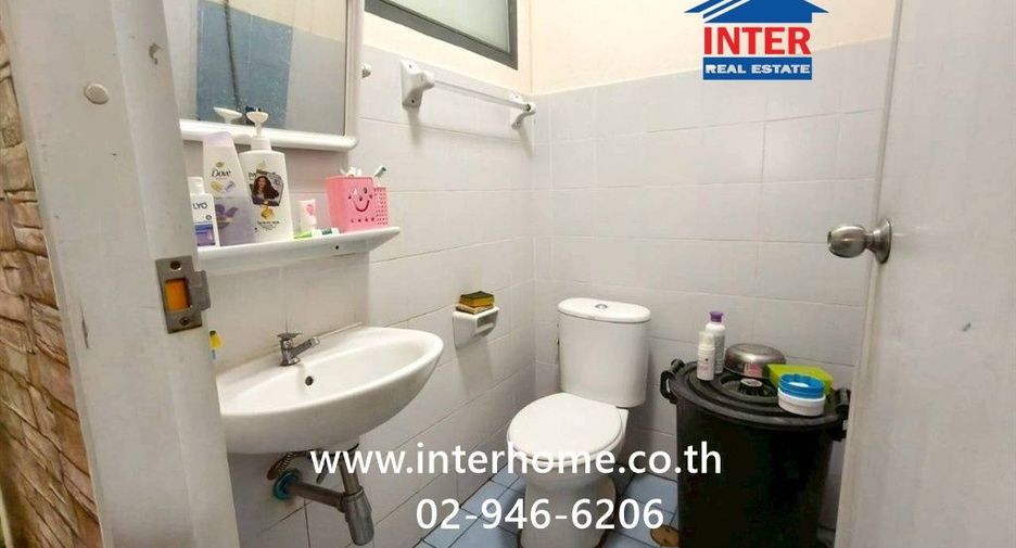 For sale 2 bedrooms townhouse in Thanyaburi, Pathum Thani