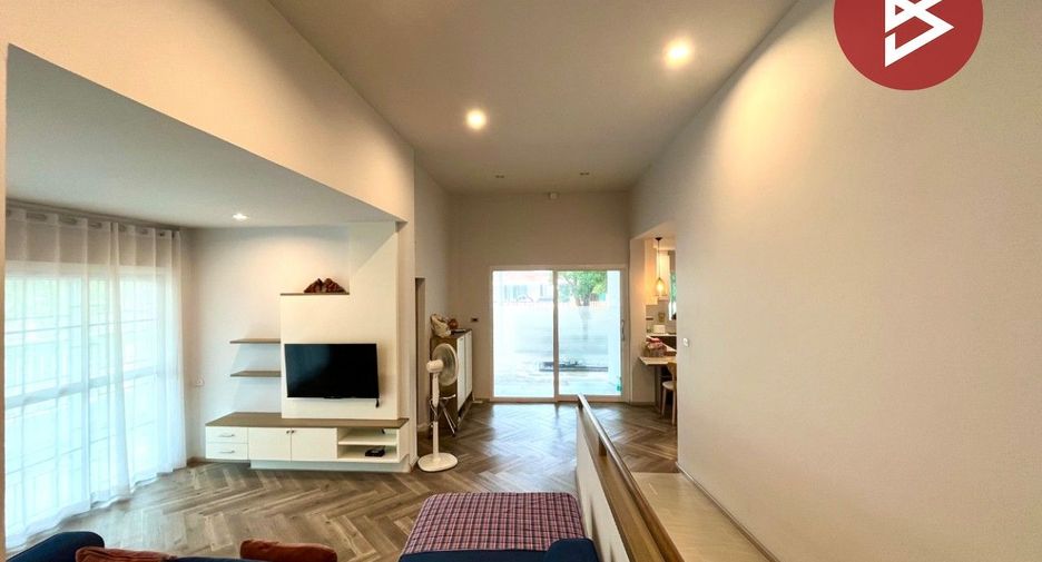 For sale 3 bedrooms house in Mueang Chon Buri, Chonburi
