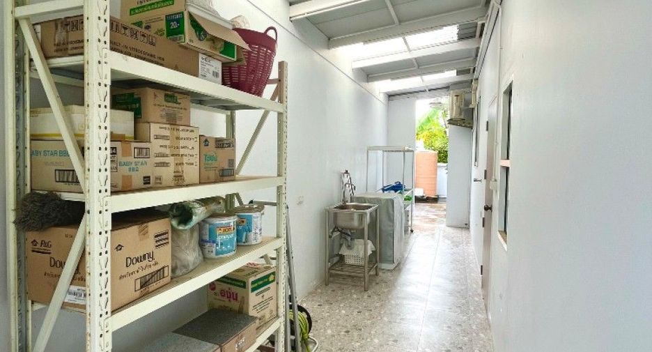 For sale 3 bedrooms house in Mueang Chon Buri, Chonburi