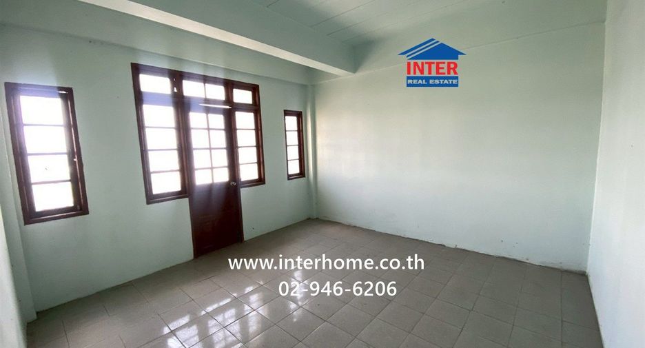 For sale 14 bedrooms retail Space in Taling Chan, Bangkok