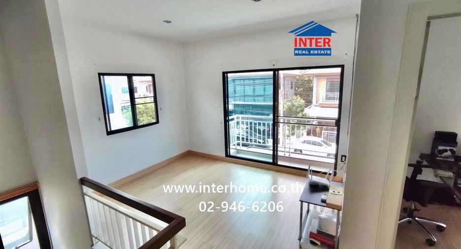 For sale 3 bedrooms house in Lat Krabang, Bangkok