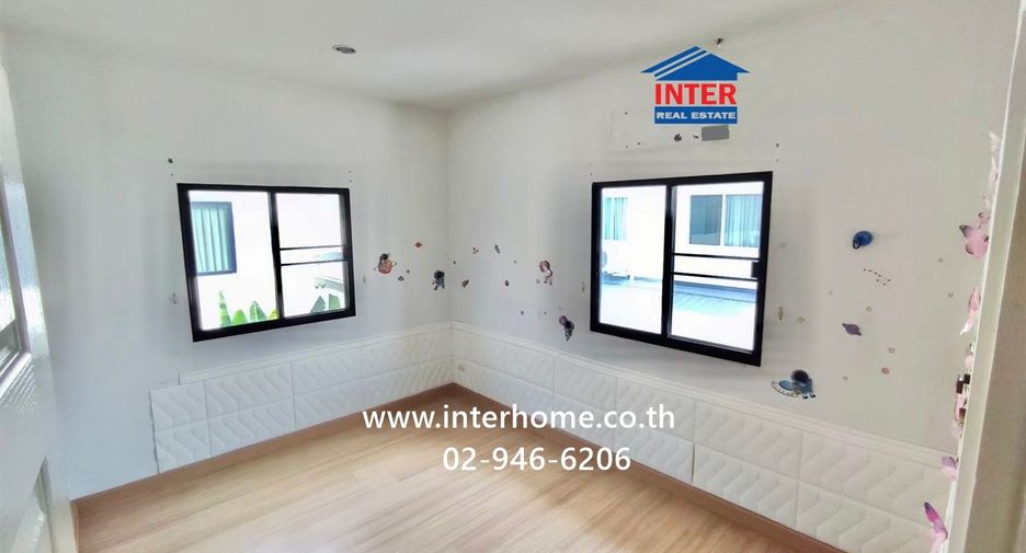 For sale 3 bedrooms house in Lat Krabang, Bangkok