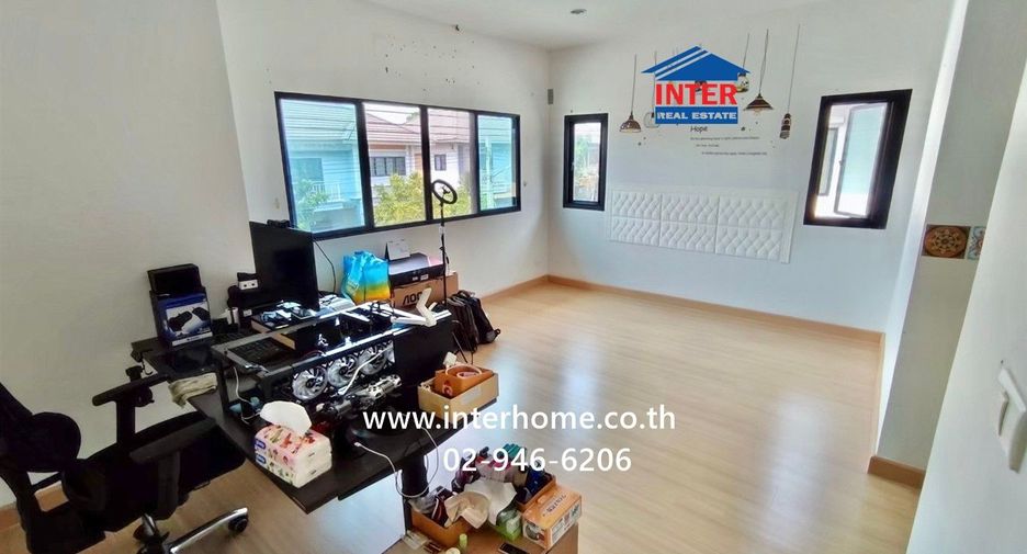 For sale 3 bedrooms house in Lat Krabang, Bangkok