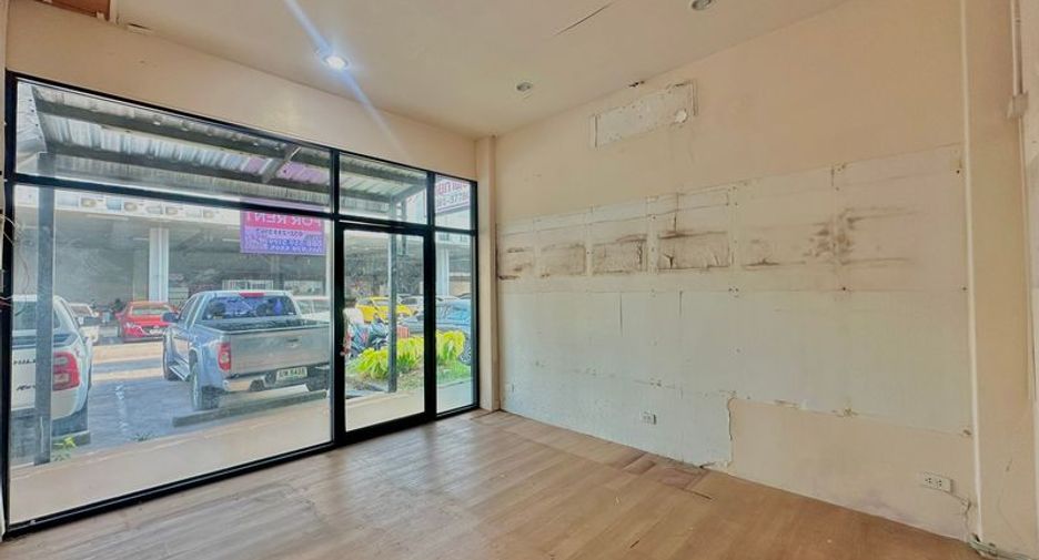 À louer bureau à Si Racha, Chonburi