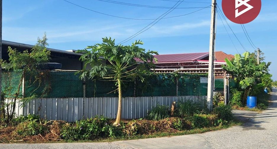 For sale 3 ベッドルーム house in Phan Thong, Chonburi