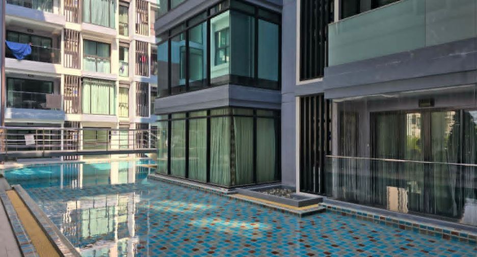 Condo en alquiler de 1 habitaciones en Bang Lamung, Chonburi