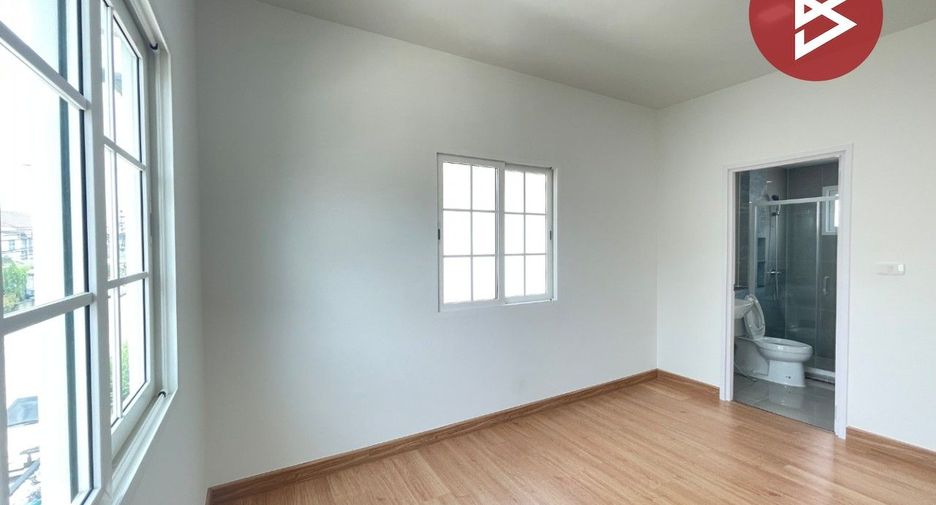 Haus zum Kauf mit 3 Zimmer in Prawet, Bangkok