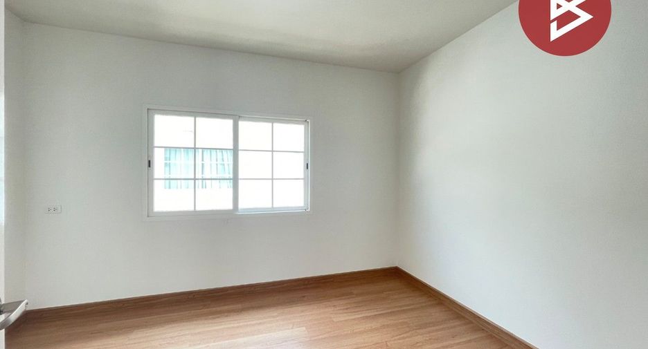 Haus zum Kauf mit 3 Zimmer in Prawet, Bangkok