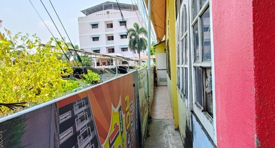 For sale 2 bedrooms retail Space in Bang Phli, Samut Prakan