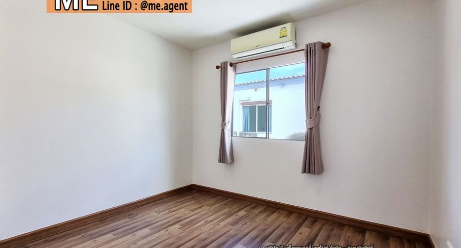 For sale 3 bedrooms townhouse in Suan Luang, Bangkok