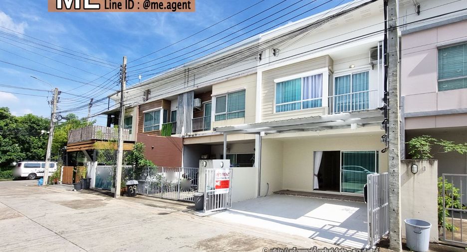 For sale 3 bedrooms townhouse in Suan Luang, Bangkok