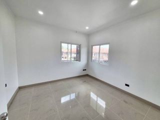 For sale 4 ベッドルーム townhouse in Thalang, Phuket