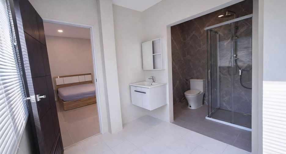For sale 6 bedrooms house in Hang Dong, Chiang Mai