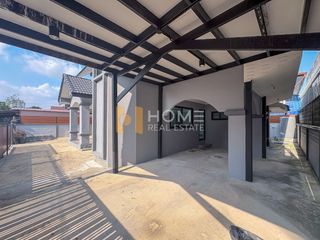 For sale 4 bedrooms house in Phaya Thai, Bangkok