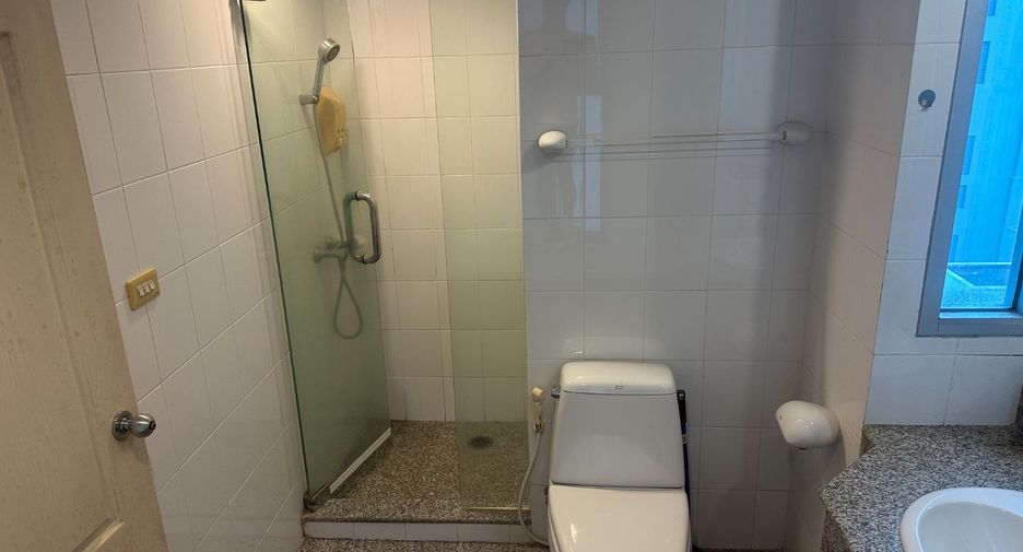 Condo en alquiler de 2 habitaciones en Sathon, Bangkok