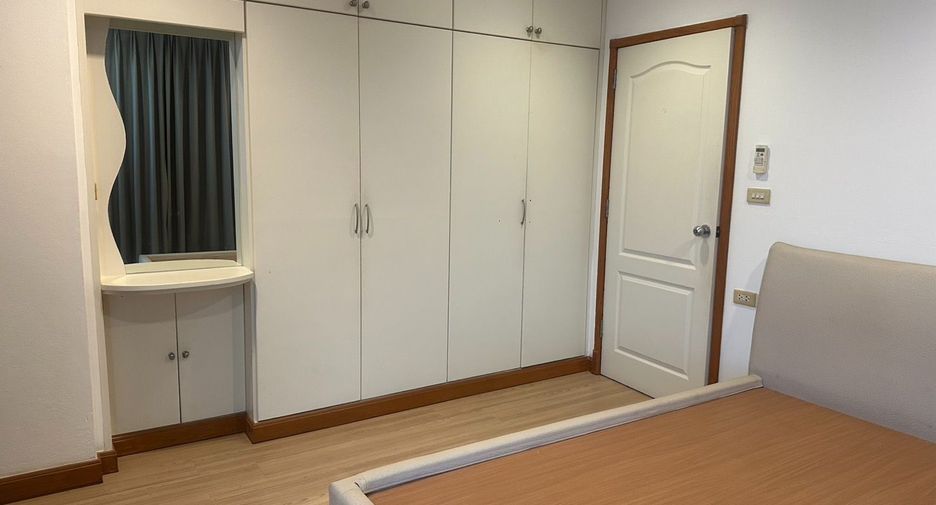 Condo en alquiler de 2 habitaciones en Sathon, Bangkok