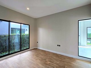 For sale 4 ベッドルーム house in Rat Burana, Bangkok