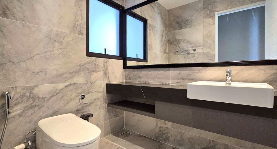 For sale 4 bedrooms house in Rat Burana, Bangkok