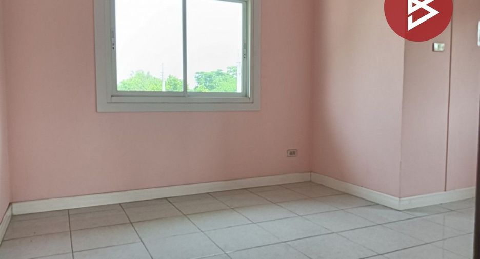 Casa en venta de 3 habitaciones en Phra Pradaeng, Samut Prakan