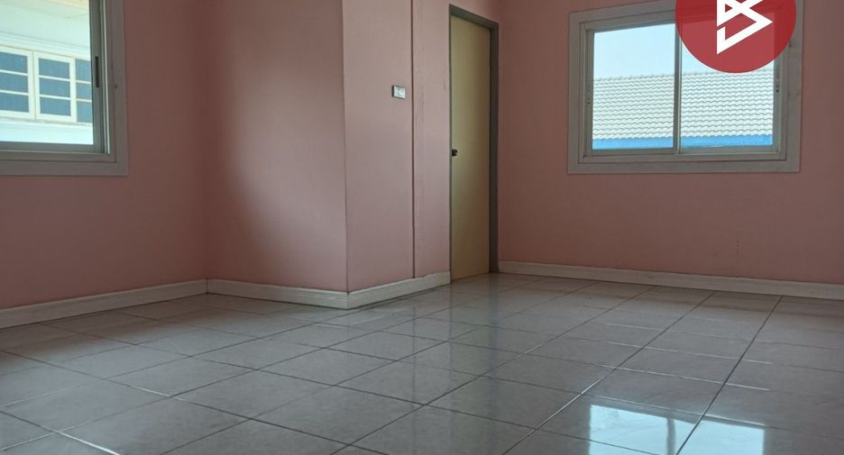 Casa en venta de 3 habitaciones en Phra Pradaeng, Samut Prakan