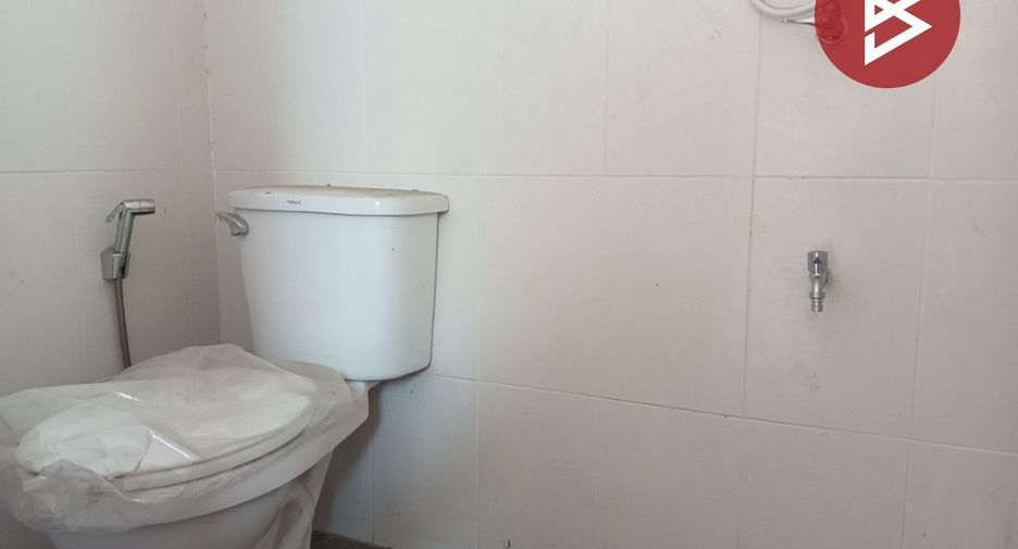 Casa en venta de 3 habitaciones en Phra Pradaeng, Samut Prakan