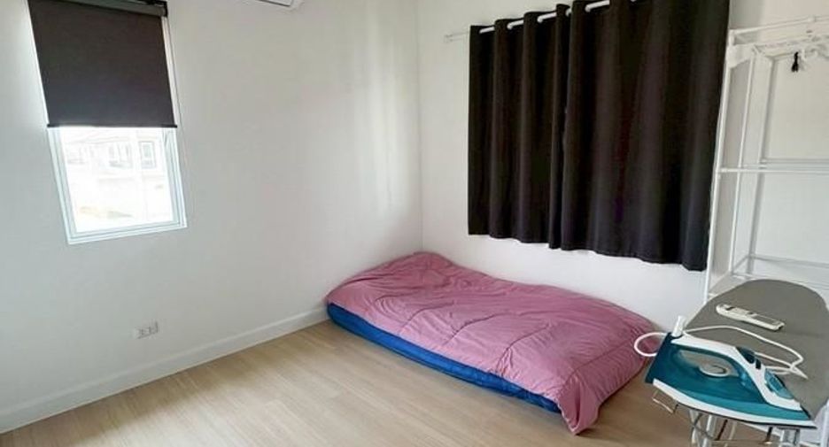 For sale 3 bedrooms house in Bang Bo, Samut Prakan