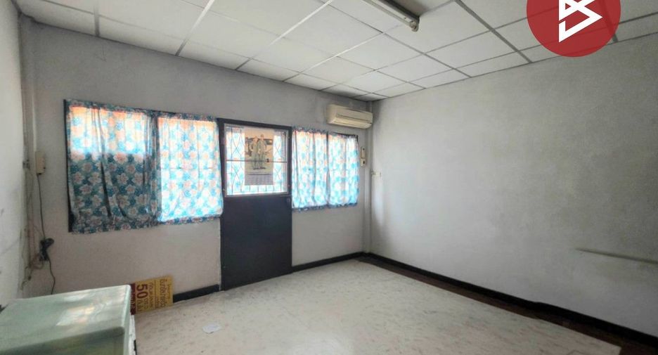 For sale 4 ベッドルーム townhouse in Bang Khae, Bangkok