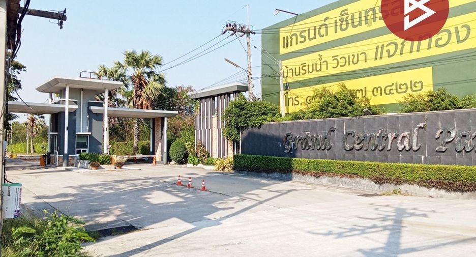 Casa en venta de 4 habitaciones en Ban Bueng, Chonburi