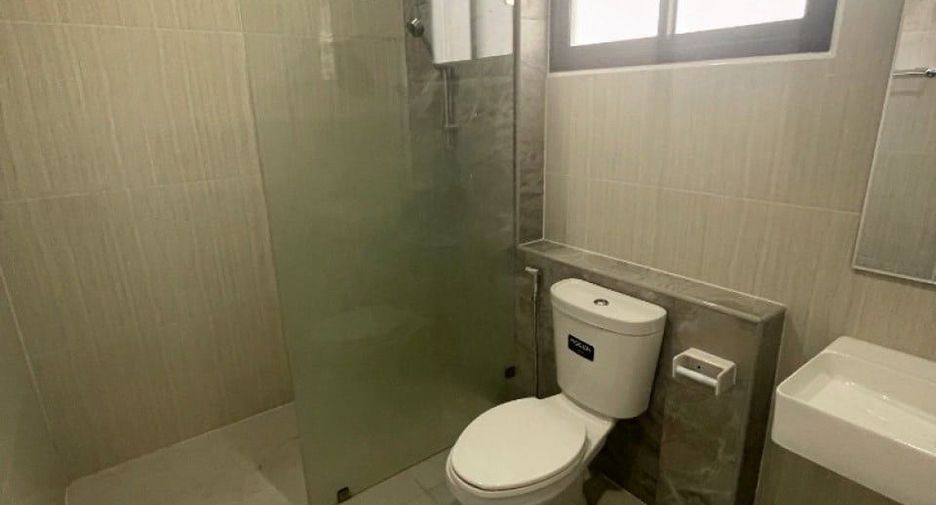 For sale 3 bedrooms house in Mueang Samut Sakhon, Samut Sakhon