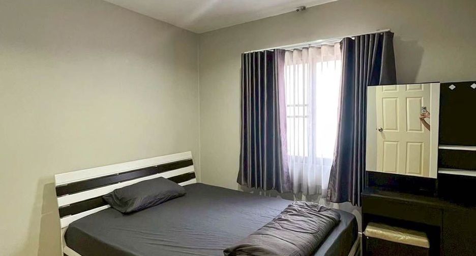 For rent 4 bedrooms house in Saraphi, Chiang Mai