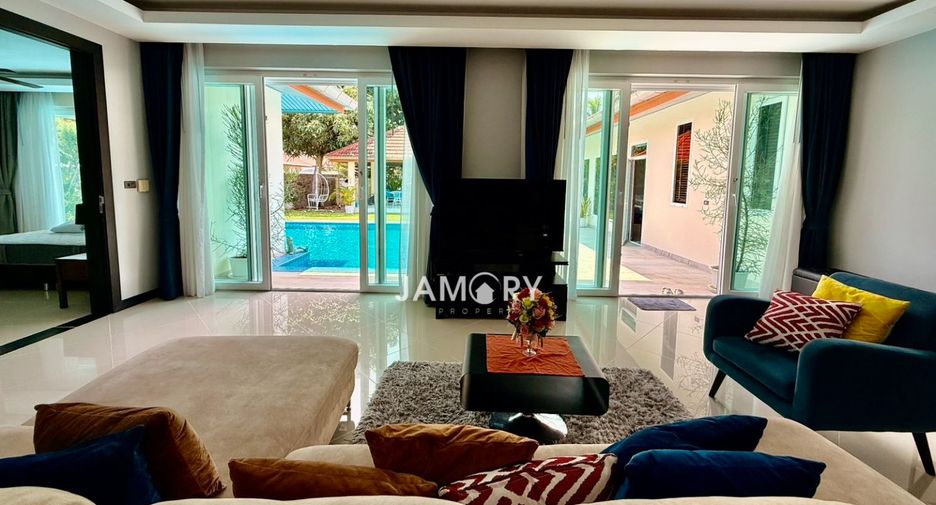 Villa en venta de 4 habitaciones en East Pattaya, Pattaya