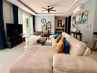 For sale 4 bedrooms villa in Bang Lamung, Chonburi