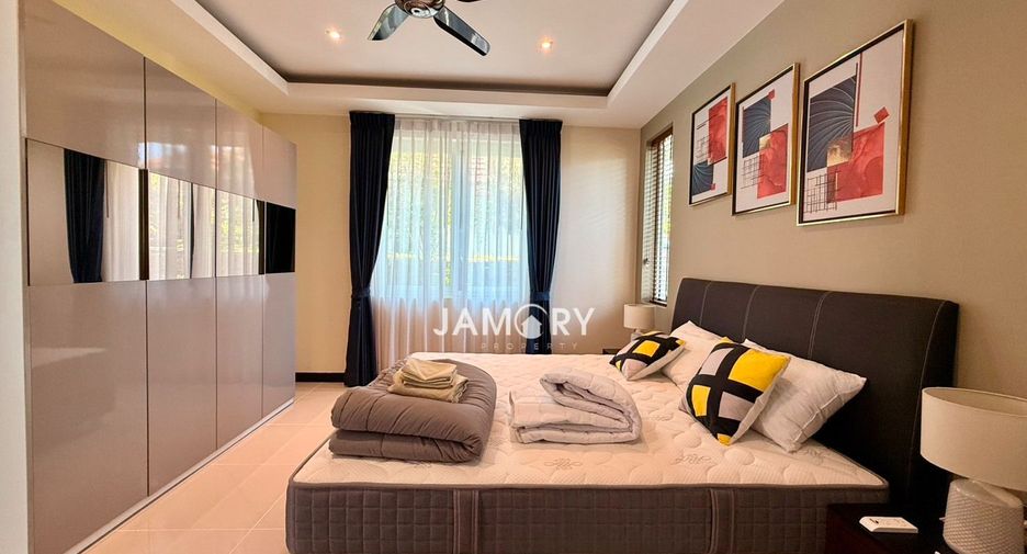 Villa en venta de 4 habitaciones en East Pattaya, Pattaya