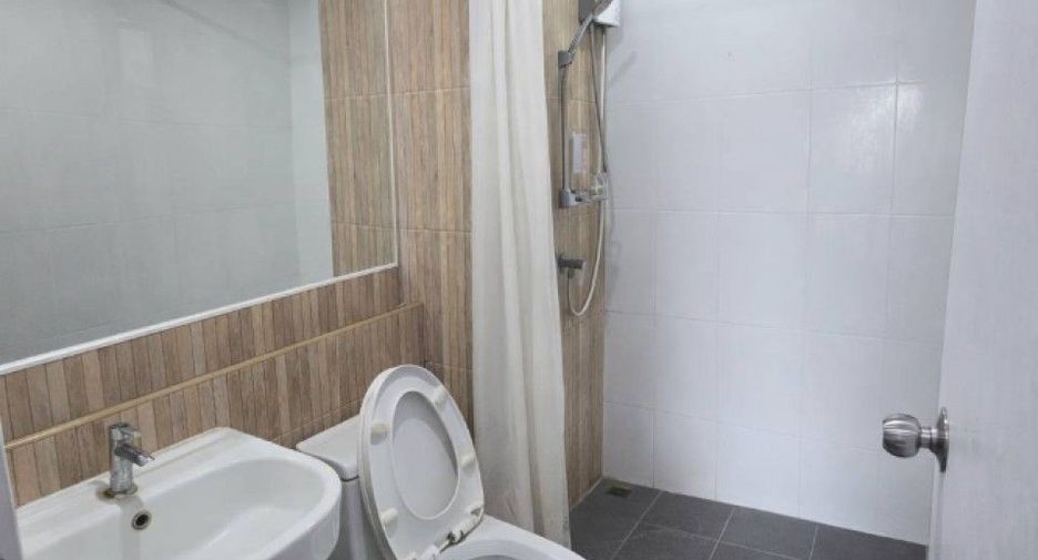 À vendre 1 chambre condo à Phra Khanong, Bangkok