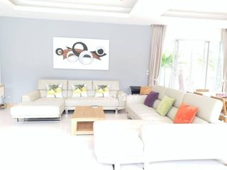 Villa zur Miete und zum Kauf mit 3 Zimmer in Bang Lamung, Chonburi