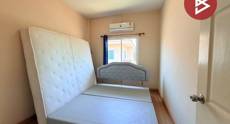 Haus zum Kauf mit 3 Zimmer in Si Racha, Chonburi