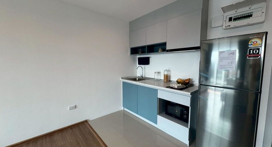 For rent 2 bedrooms condo in Huai Khwang, Bangkok