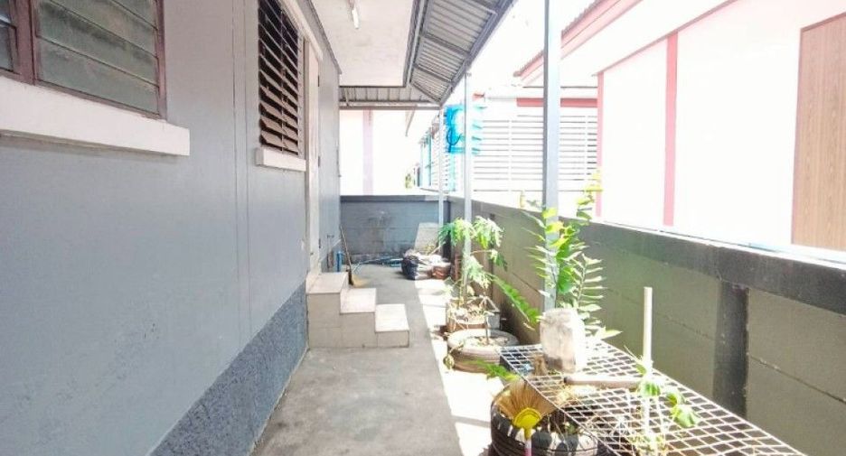 For sale 3 bedrooms house in Mueang Chachoengsao, Chachoengsao