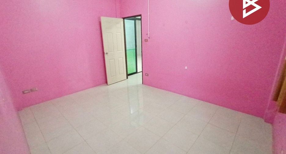 For sale 3 bedrooms house in Mueang Chachoengsao, Chachoengsao