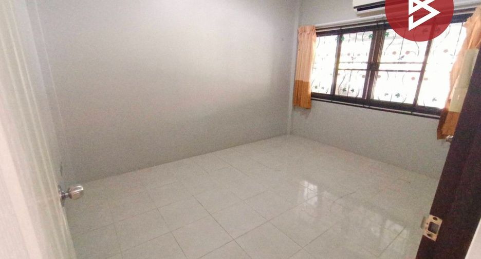 For sale 3 bedrooms house in Mueang Chachoengsao, Chachoengsao