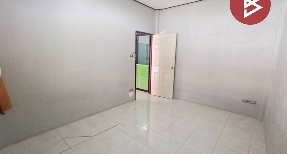 For sale 3 bedrooms house in Mueang Chachoengsao, Chachoengsao