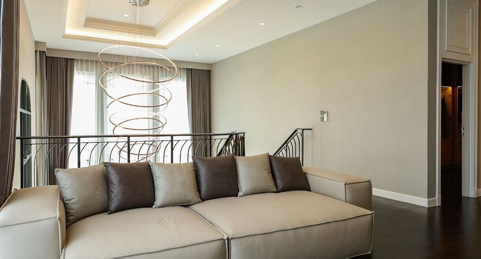 For rent and for sale 4 bedrooms house in Lat Krabang, Bangkok