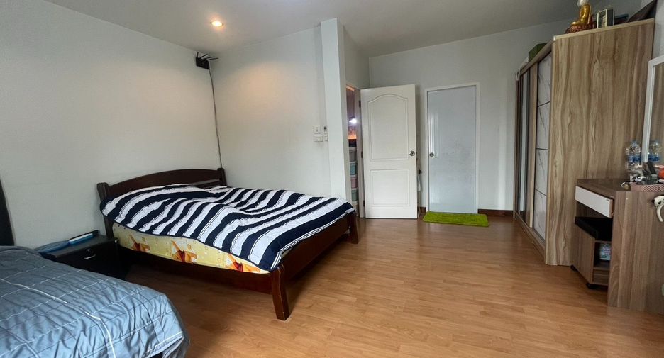 Haus zum Kauf mit 3 Zimmer in Bueng Kum, Bangkok